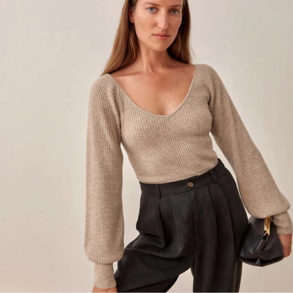 Reformation Beige Ribbed V-Neck Balloon Sleeve Sweater